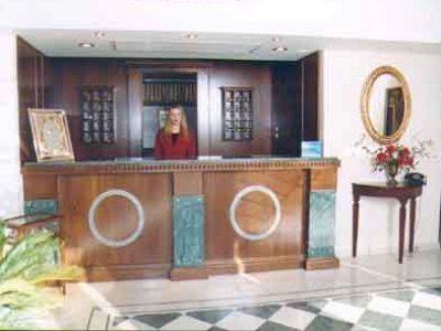 איגומניטסה Jolly Hotel מראה חיצוני תמונה