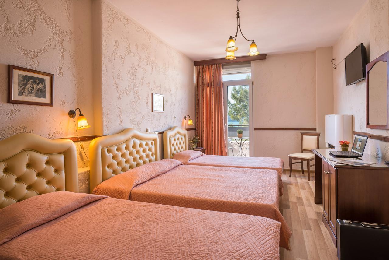 איגומניטסה Jolly Hotel מראה חיצוני תמונה