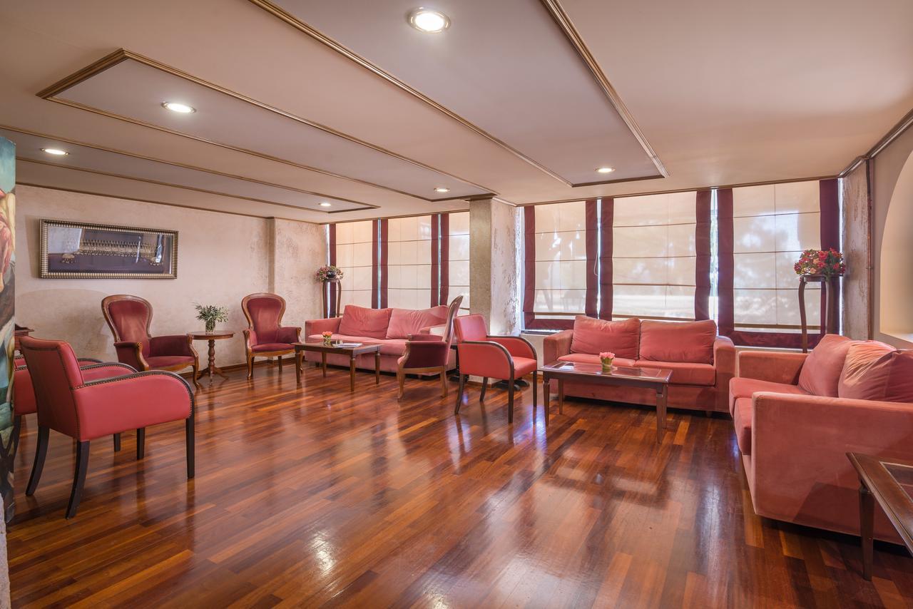 איגומניטסה Jolly Hotel מראה חיצוני תמונה