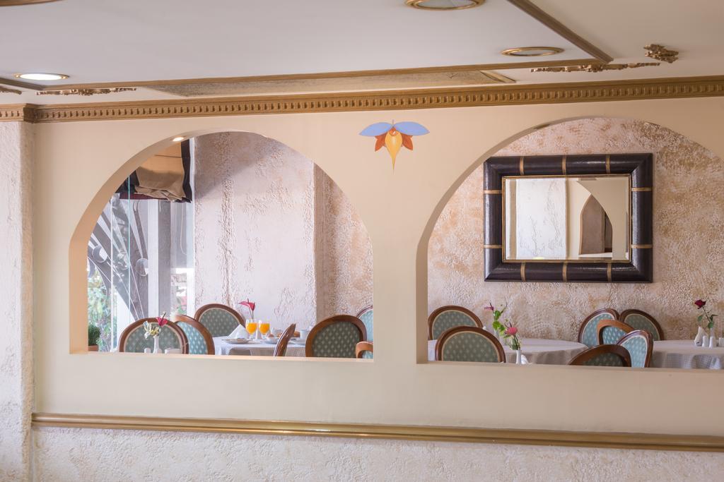 איגומניטסה Jolly Hotel מראה חיצוני תמונה